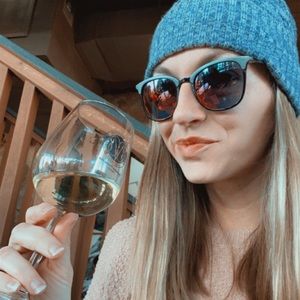 Meet your Posher, Ginger